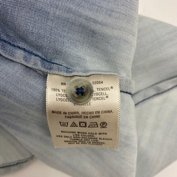 HOLDING HORSES Womens Chambray 2 Tone Button-Up Tunic Size S Boho Long Shirt - Picture 4 of 6